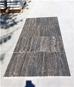 Silver Travertine Vein Cut
