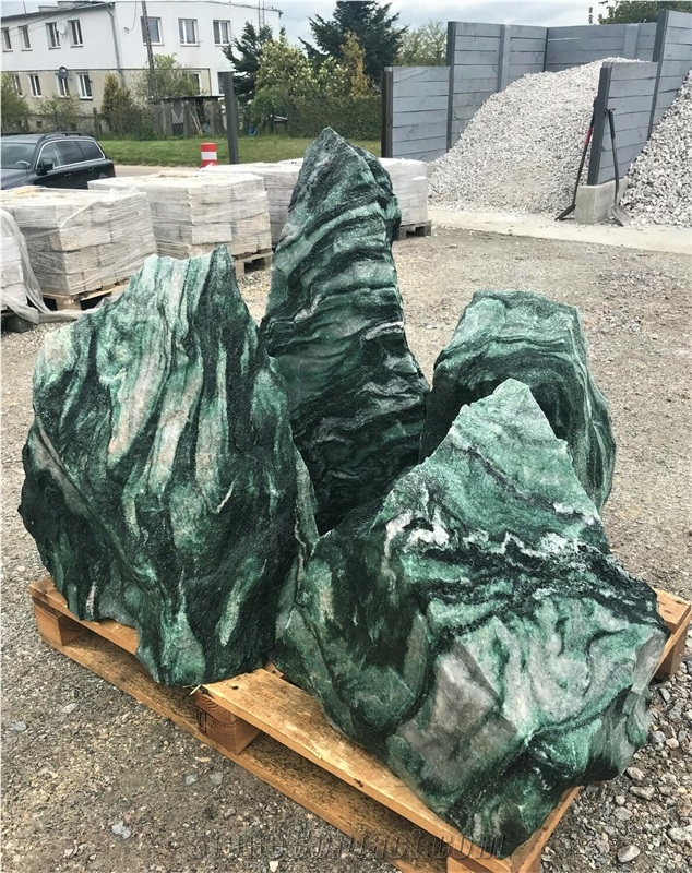 Lappland Arctic Green Marble Garden Monolith