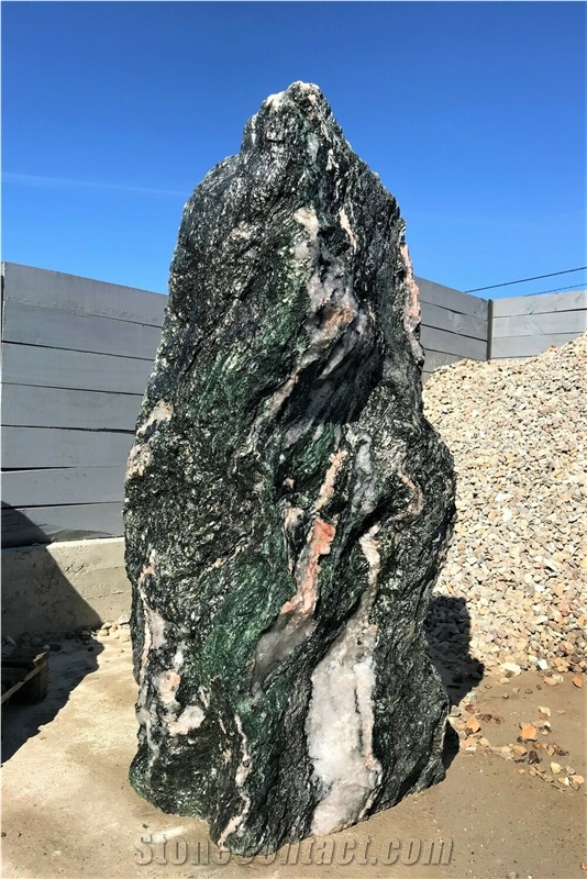 Lappland Arctic Green Marble Garden Monolith