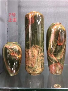 NATURAL ONXY VASE