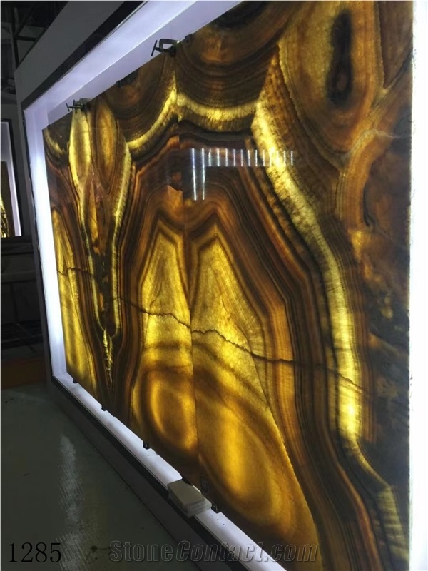 Manaseer Golden Brown Honey Onyx Slab In China Market