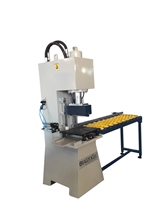 EM22 - Hydraulic Machine For Breaking Wedge Stone