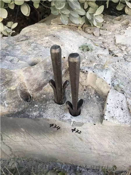 Shimes And Wedges For Stone Splitting