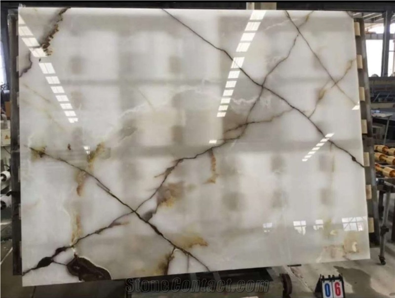 Chinese Gold Veins Luxury White Onyx Slab Tiles