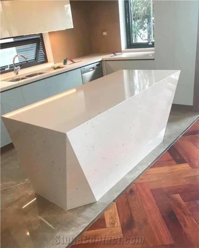 Super White Quartz Kitchen Countertop
