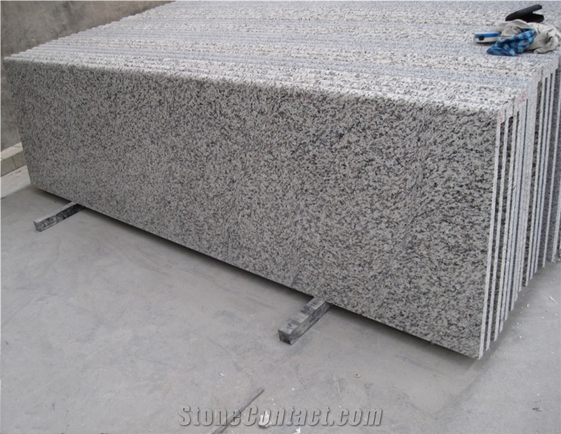 China Juparana Grey Granite Stone Kitchen Island Countertop