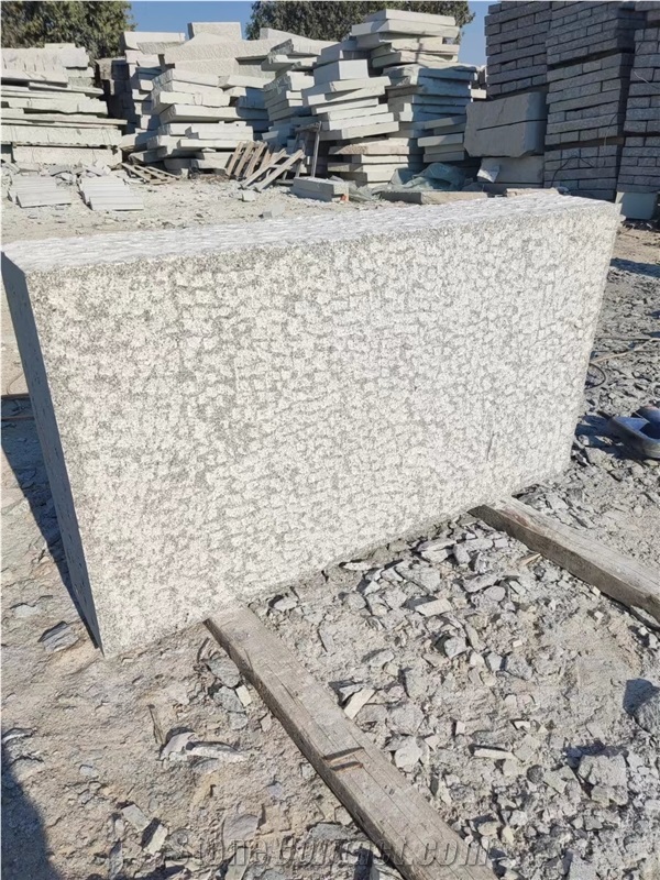 Top Quality Pineapple Granite Kerbstone 20*60Cm