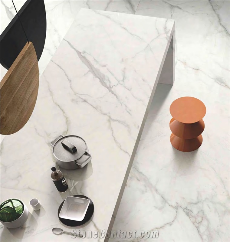 Golden Calacatta Style Sintered Stone Kitchen Countertops