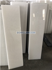 Cloudy White Marble Polished Steps