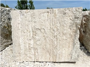 Maximo Travertine Blocks