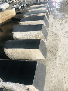 BLACK BASALT CHAIR POLISH FACE