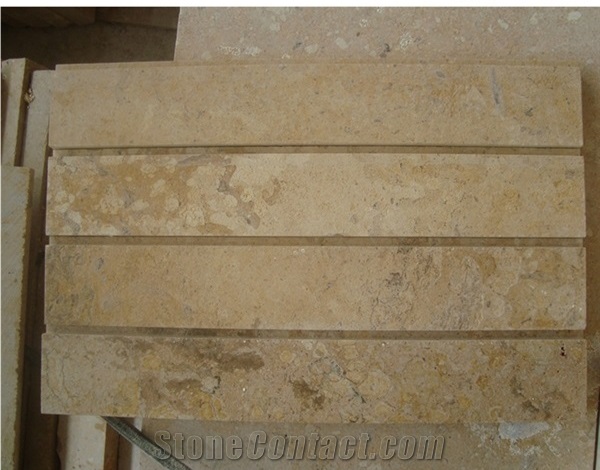China Beige Limestone Flooring Tiles & Slabs