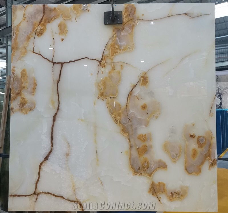 Natural Golden Vein White Onyx Slab For Decoration
