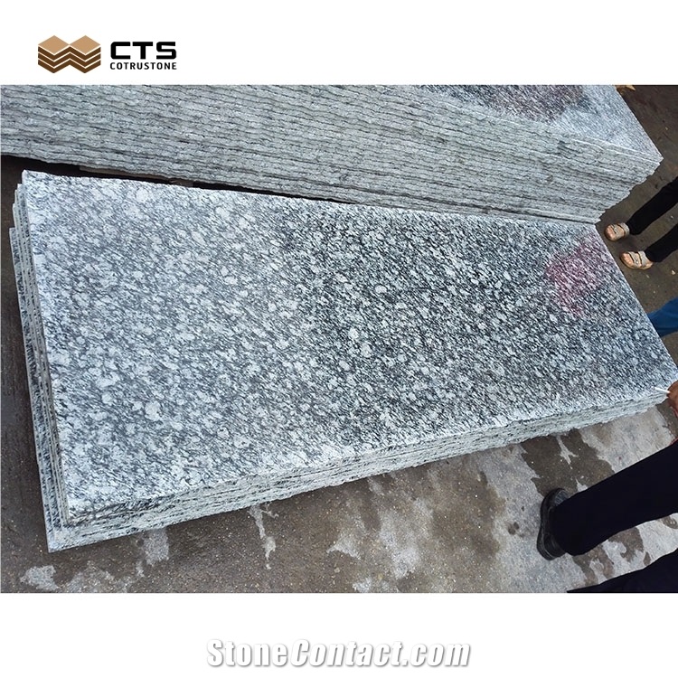 Breaking Tiles Spray White Granite For Flooring Cheap Price