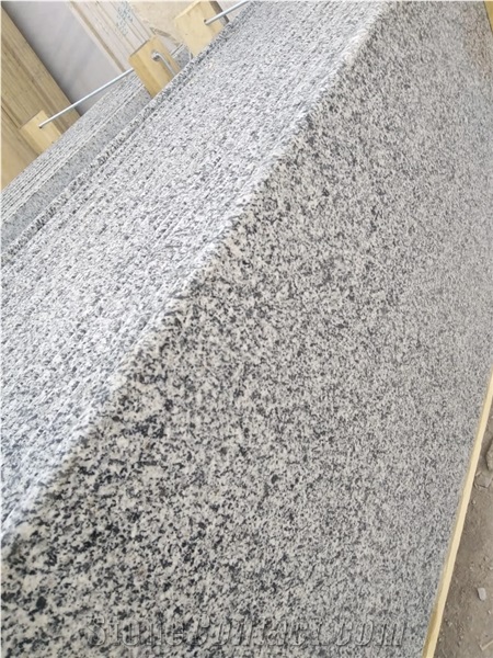 New Halayeb Granite Slabs
