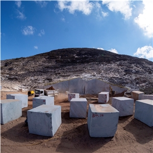 Cristalo Mundi Quartzite Blocks