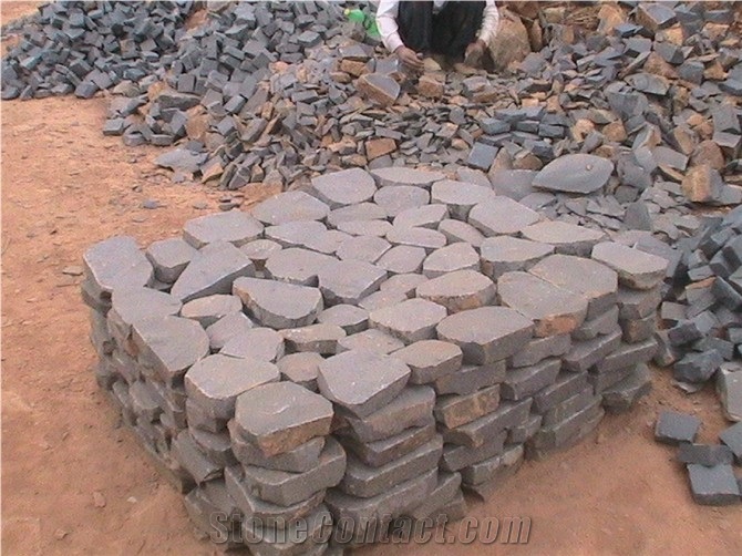 Black Basalt Ting Stepping Stone