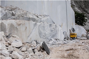 Grigio Argentato Marble Quarry