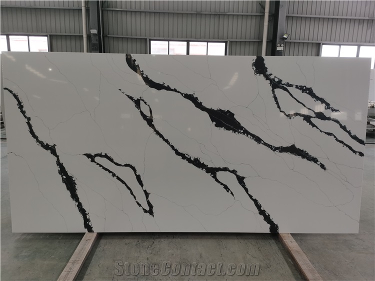 Bookmatched White Quartz Slab With Polished Matte Surface