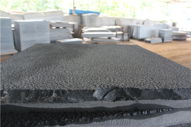 China Basalt/Grey/Bush Hammered/Slab/Tile/Walling/Flooring