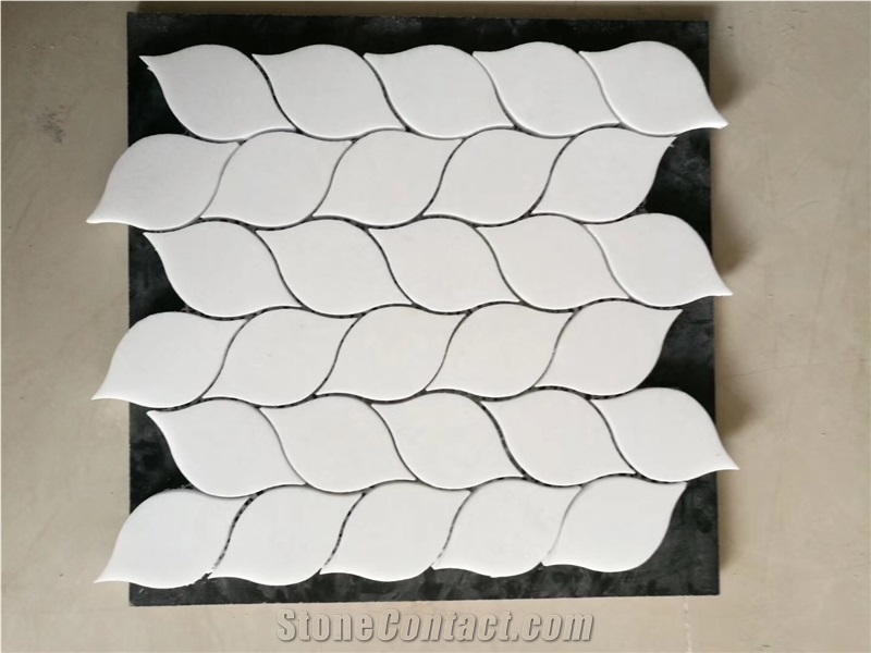 FEATHER - THASSOS P. 10.5" X 12" Marble Mosaic Tiles