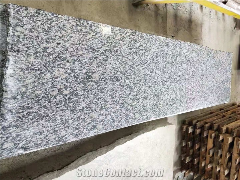 White Wave Granite Tiles & Slabs