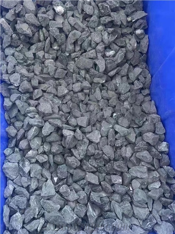 Black Basalt Crushed Chips Gravel
