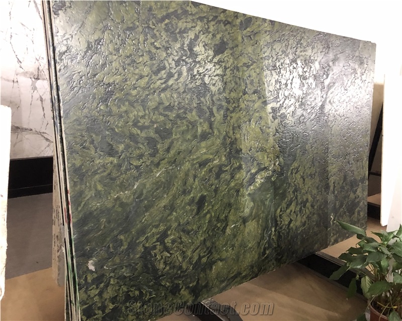 Verde Fusion Granite Slabs