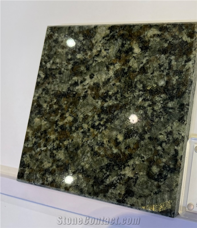 Hot Green Diamond Crystal Granite Tile Polish