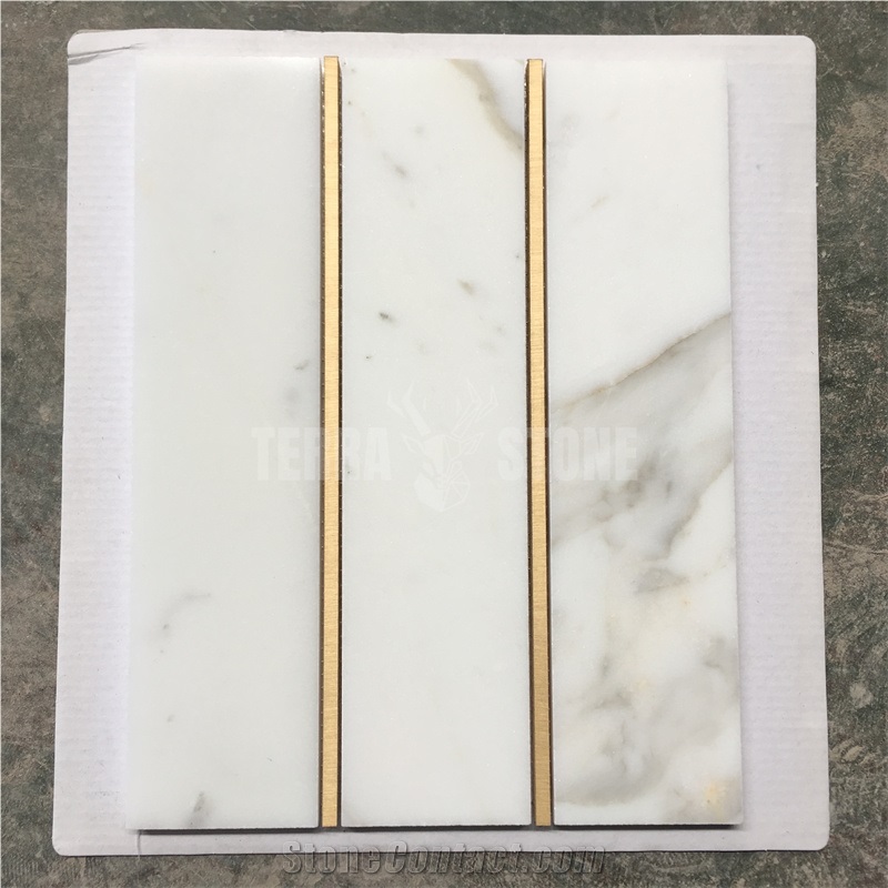 Calcatta Gold Marble With Brass Strips Interior Mosaic Tile
