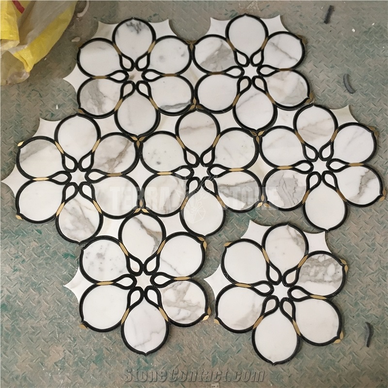 Waterjet Calacatta Gold Marble Mosaic Flower Pattern Tiles