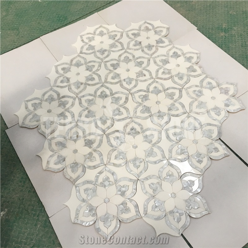 Waterjet Mosaic Flower Design Marble Pearl Shell Tile