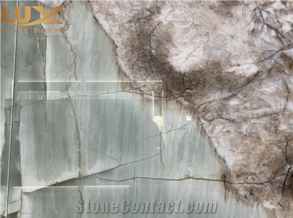 Bookmatch Backlit Cristallo Tiffany Quartzite Slabs