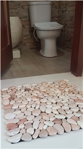 Maluku Tan Natural Pebble Stone Mat