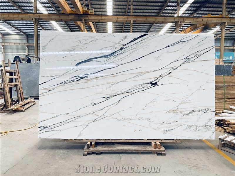 China Hot Sale Calacatta Golden White Marble Slabs
