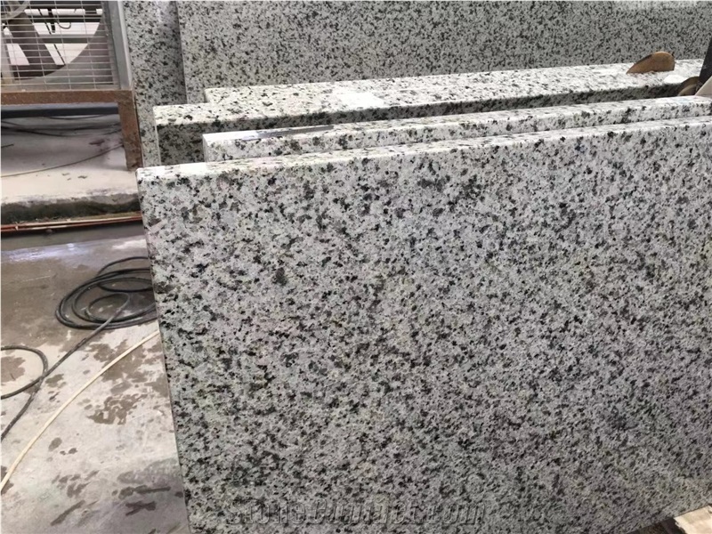 Bala White Granite Prefab Kitchen Countertops