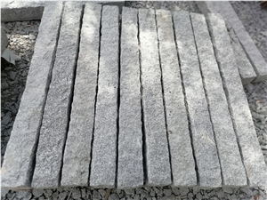 G603 Curbstone In The Garden