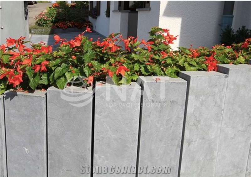 Vietnam Bluestone Palisades - Garden Pillars/ Garden Fence