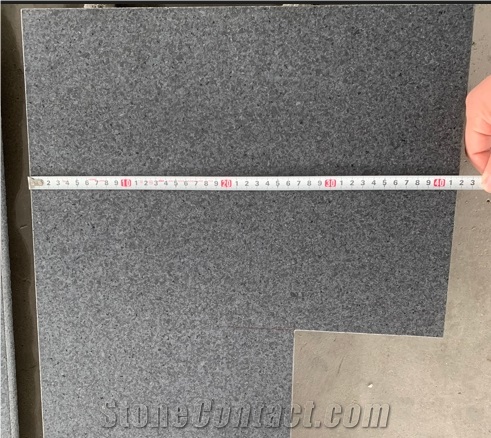 China New Shanxi Black Flamed Tiles 600-300Mm