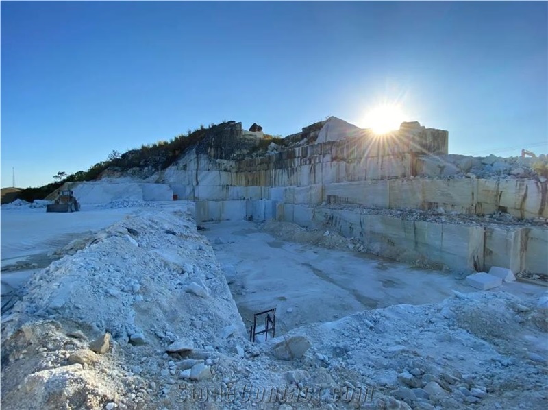 Branco Cachoeiro Marble Quarry