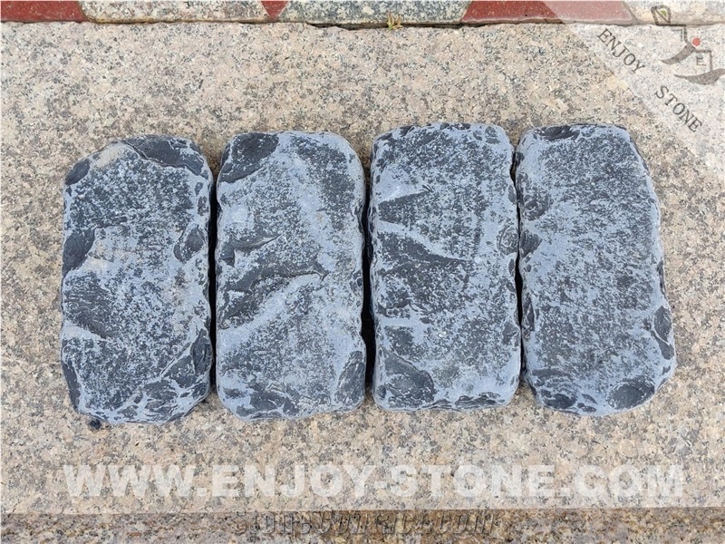 China Black Basalt Cobblestone Pavers Tumble & All Natural