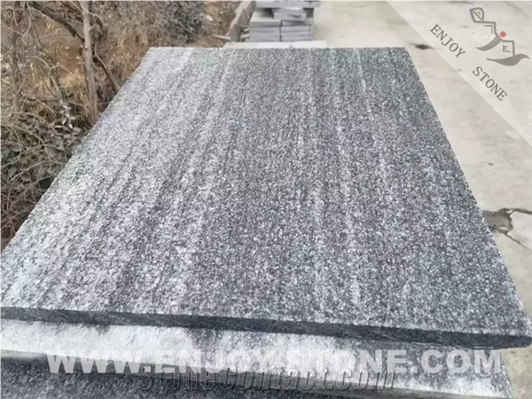 China Grey Granite G302 Nero Santiago Flamed Granite Tile
