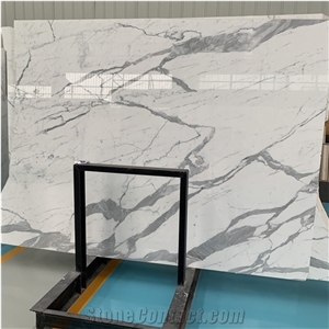 Calacatta White Marble Bookmatched Slabs For Background Wall