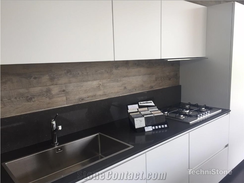 Noble Pietra Grey Quartz Kitchen Countertops