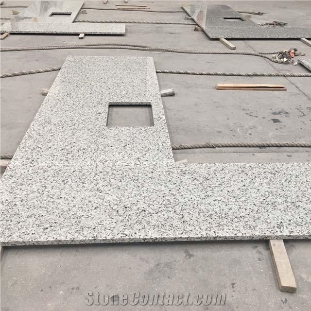 China Cheap Bala White Granite Stone L Shape Countertops
