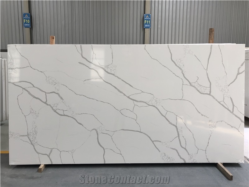 Calacatta Extra Quartz Slab