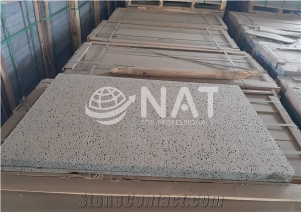 Vietnam 100% Holes Lava Stone Basalt Paving Tiles