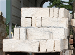 Classic White - Austin Limestone Chopped And Stacked Stones