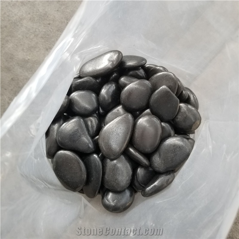 A Grade Polished Black Pebble Stone For Landscaping