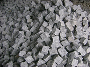 Bergama Grey Granite Cobble Stone